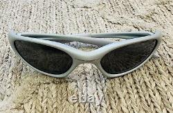 Pre-Owned Oakley Minute 1.0 Silver Sunglasses Made in USA