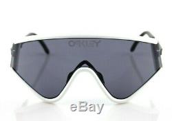 RARE New OAKLEY EYESHADE White Sport Shield Cycling Ski Sunglasses OO 9259-06