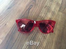 VINTAGE OAKLEY FROGSKINS SUNGLASSES CRYSTAL RED With POSITIVE RED LENSES RARE FIND